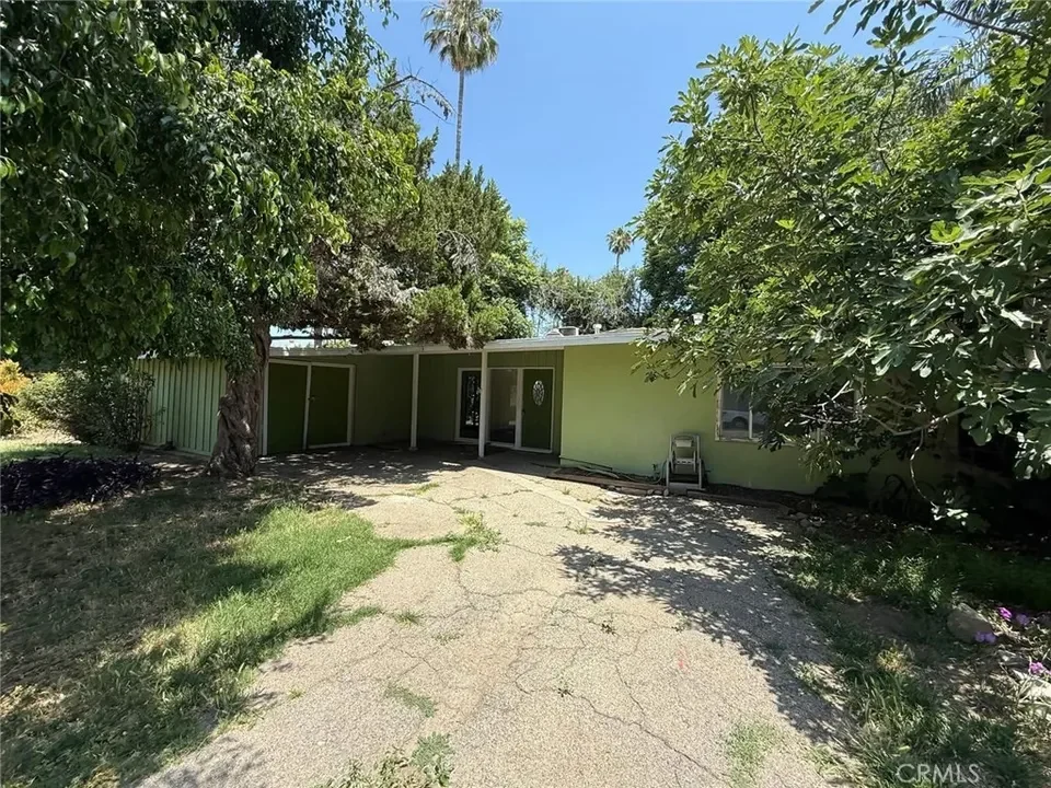 7704 Calvin Avenue